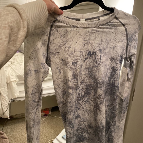 Lululemon swiftly tech top size 6 tie dye 2020
